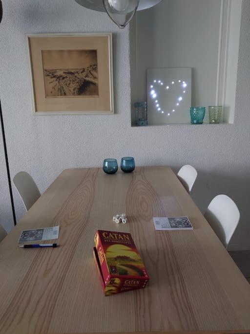 De Oostkamer; Eiland Appartement Naast Natuurgebied Boschplaat Oosterend  ภายนอก รูปภาพ